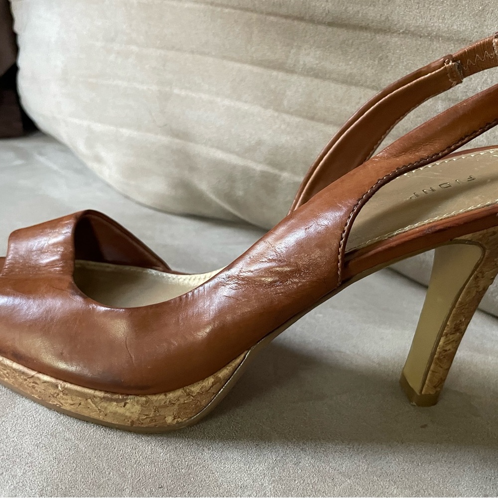 Fioni Sling Back Shoes, Size 8.5, Tan Leather Cork 3.5” Heel, Worn Once!